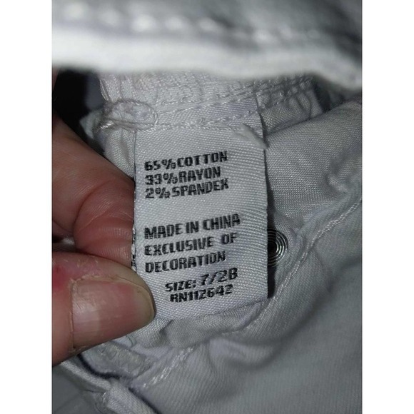 NWT Bue Savvy White high rise ankle jeans.  Size 7/28 - Picture 4 of 4